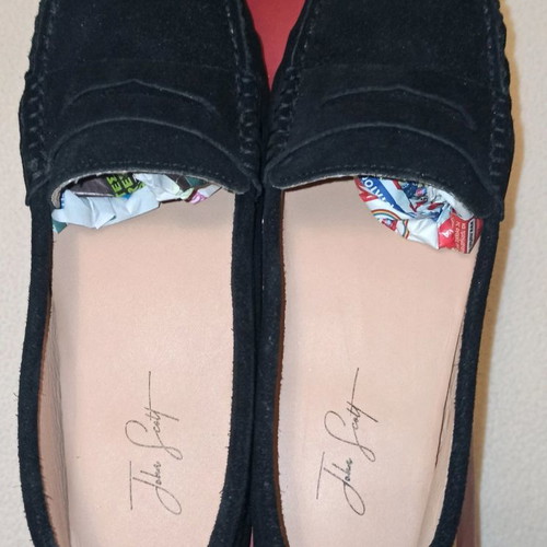 John Scott handmade women's leather moccasins like new, size 41, black