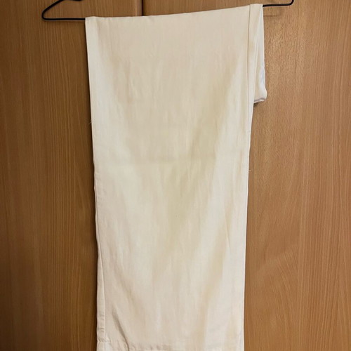 Zara ecru pants like new, fabric with pockets