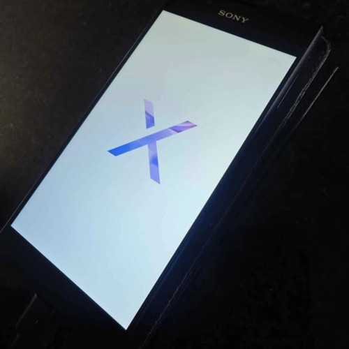 Sony Xperia smartphone like new with original charger and silicon cases