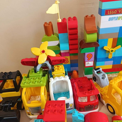 Lego Duplo set with over 180 pieces