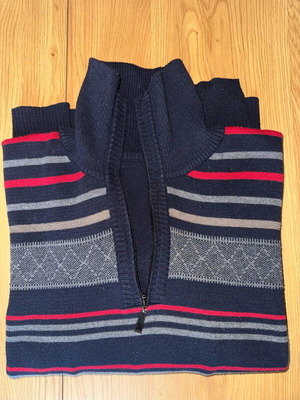 Striped pullover with zipper size M like new, gray and blue
