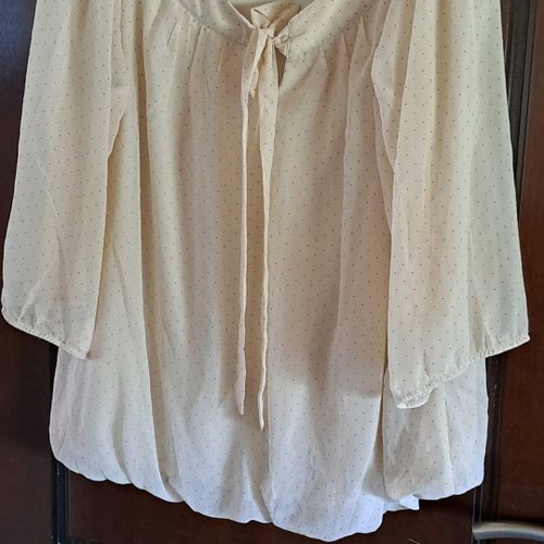 Women's blouse beige 3XL used with elastic hem
