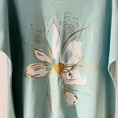 Mint blouse with golden details like new, one size