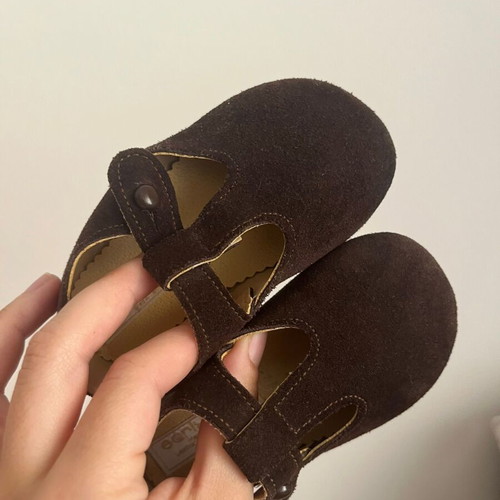 Early Days Suede Mary Jane shoes like new