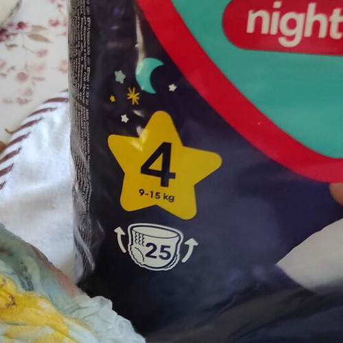 Pampers diapers new, pack of 28 including size 5 and swim diapers