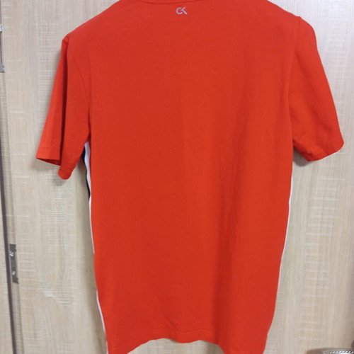 Calvin Klein t-shirt size M like new, red