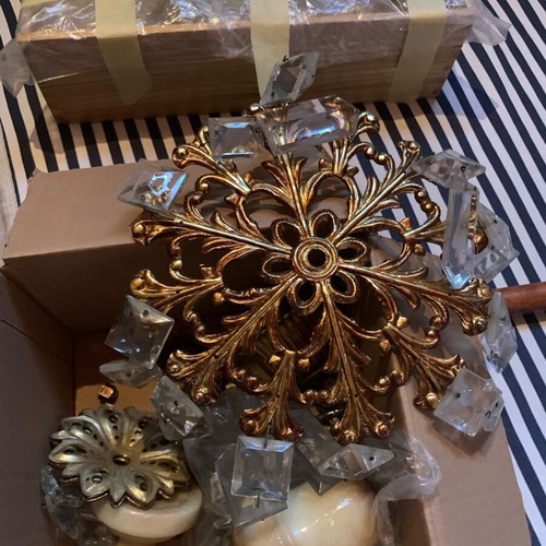 Crystal chandelier with 9 lamps like new