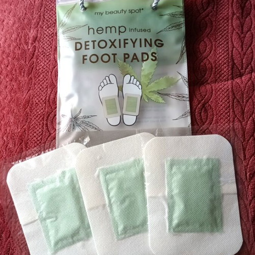 Detoxifying Foot Pads new, pack of three