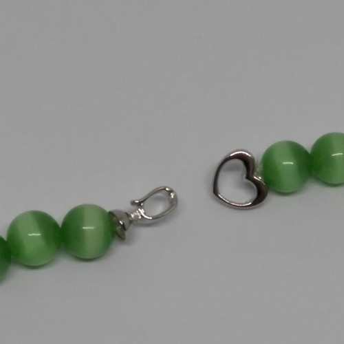 Handmade necklace with green quartz beads, 46 cm length, new