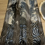 Scarf with zebra pattern multicolor, like new, Doca