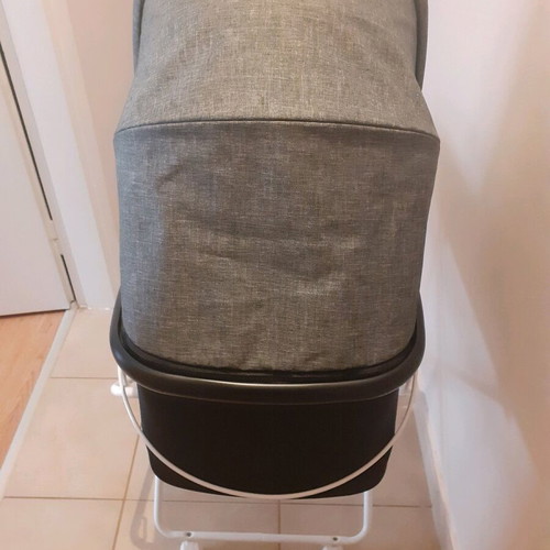 Baby bassinet used with missing top part with zipper