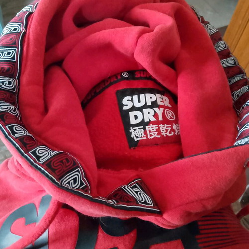 Superdry cropped sweatshirt like new, size large, red