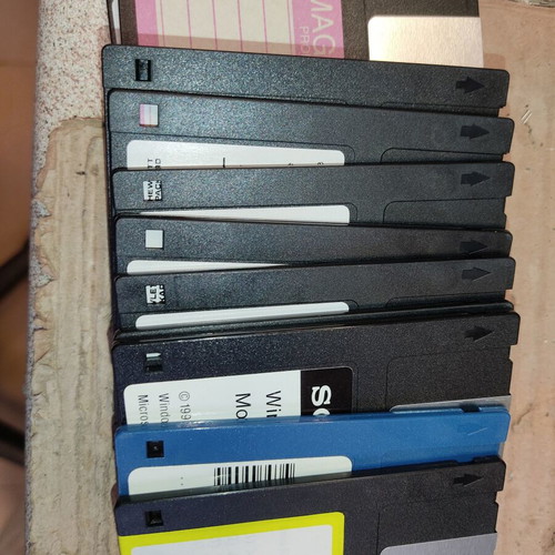 3.5" floppy disks, pack of 12