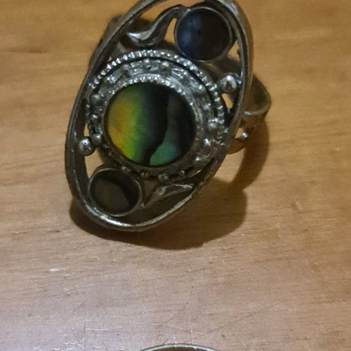 Faux Bijoux rings used, set of 4 with rhinestones