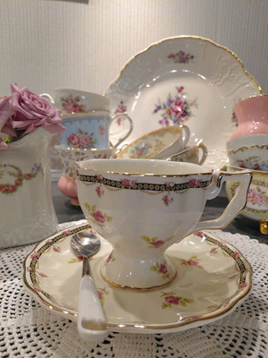 Porcelain cup vintage shabby shic country style new