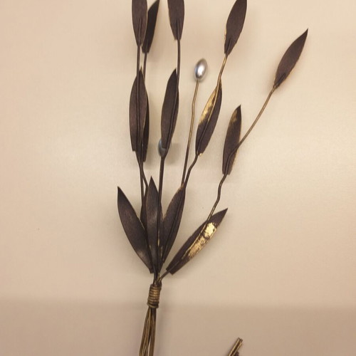 Handmade bronze olive branch new from Tanagra