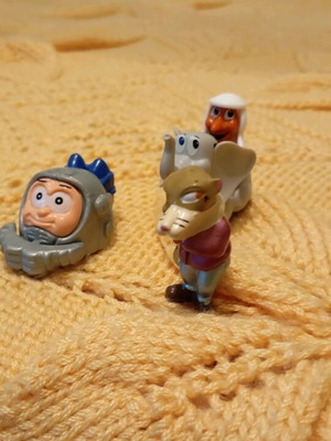 Kinder Surprise toys like new