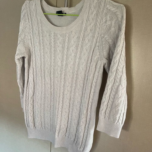 Women's sweater small used