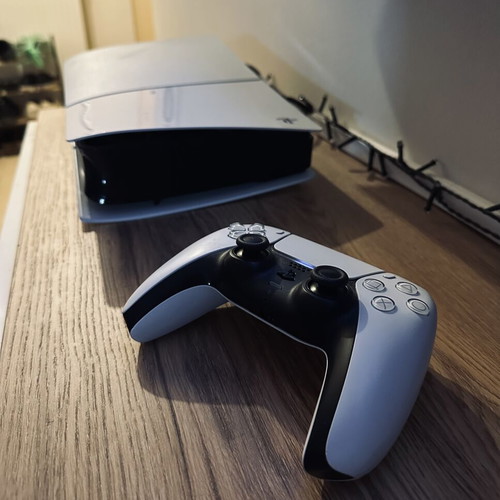 Sony PS5 Slim Edition Disk Console like new