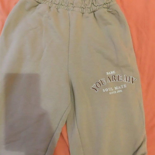 Bershka women's sweatshirt pants XS beige like new