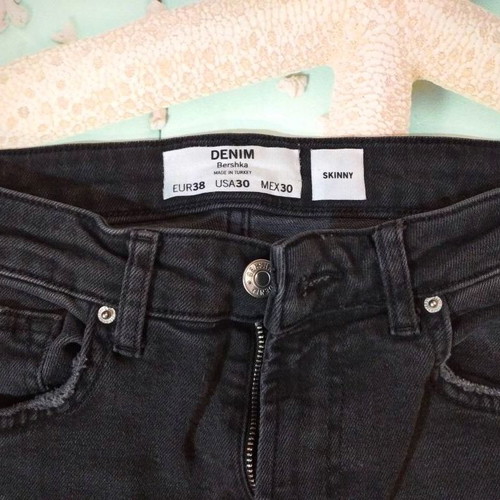 Παντελόνι Bershka Skinny σαν καινούργιο, μέγεθος S/M, μαύρο