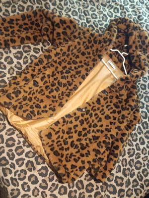 Leopard print jacket like new, size S