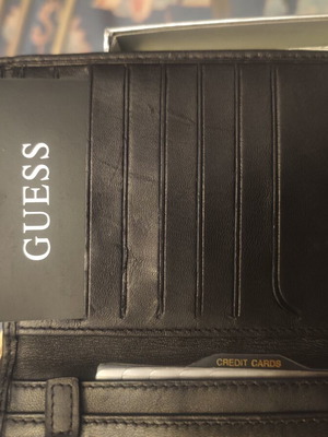 Guess men's leather wallet black new with tags