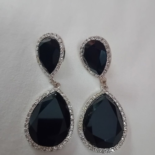 Zara earrings long with black shiny stones and zirconia new