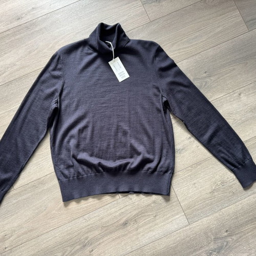 COS 100% merino wool turtleneck top, size M, navy