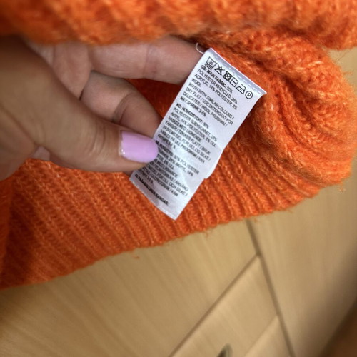 Cubus wool sweater size M like new, bright orange