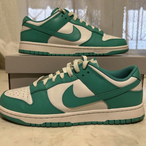 Nike Dunk Jade sneakers size 44, white and turquoise