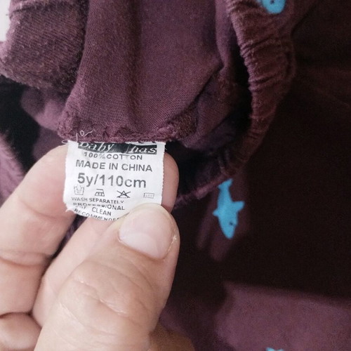 Summer pajamas used, size 5 years, brown and green