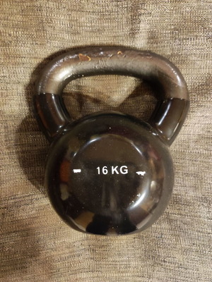 X-Fit kettlebell με επένδυση βινυλίου, 16 kg