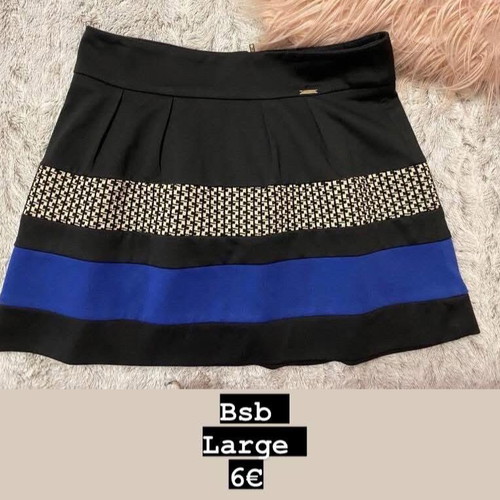 BSB skirt like new, black and blue, sizes M and L