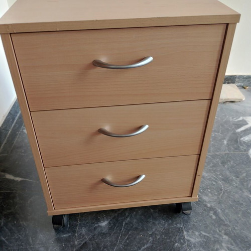 Office drawer unit with wheels