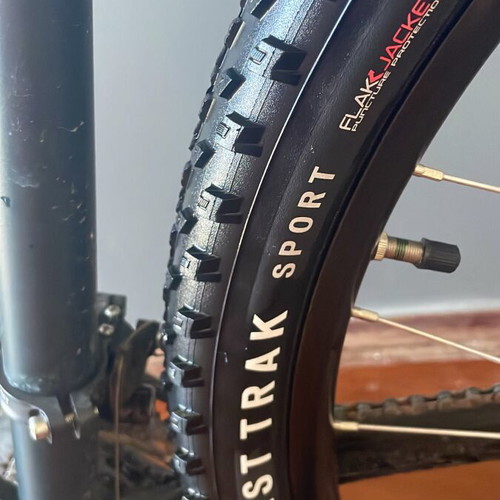 Specialized Rockhopper 2020 mountain bike, 29 inch, front suspension