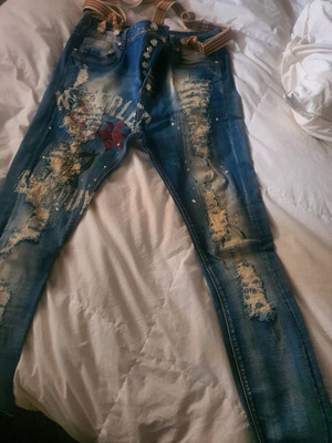 THS elastic jeans with straps, size L, like new