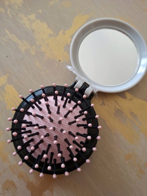Children's folding brush with mirror new