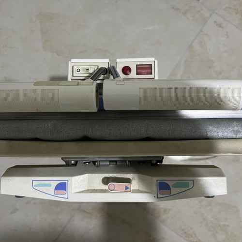 Elnapress 3000 ironing press like new, 1150 watts, Swiss made