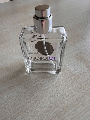 Empty bottle OIOIOI molecule OI Escentric molecule 30ml like new