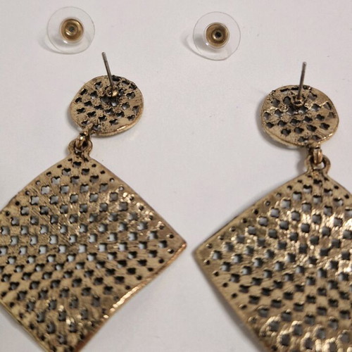 Dangling earrings new
