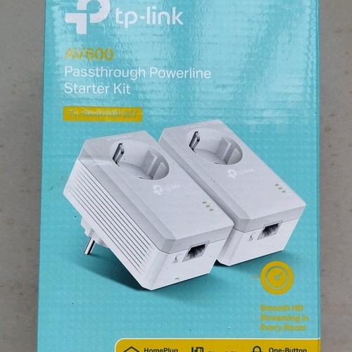 TP-Link TL-PA4010P AV600 Passthrough Powerline KIT like new