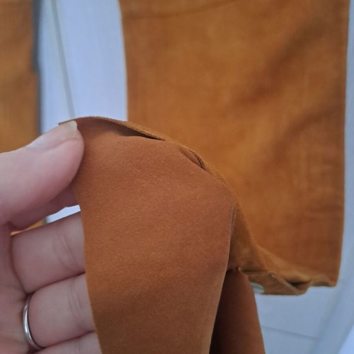 Dolce & Gabbana leather pants size M like new, mustard color