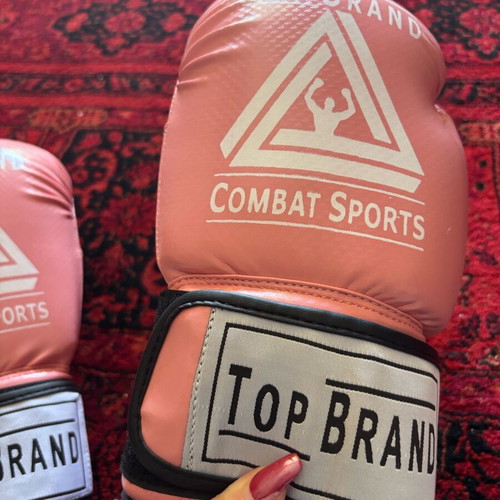 Boxing gloves new, size 10oz