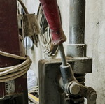 Hinge press like new