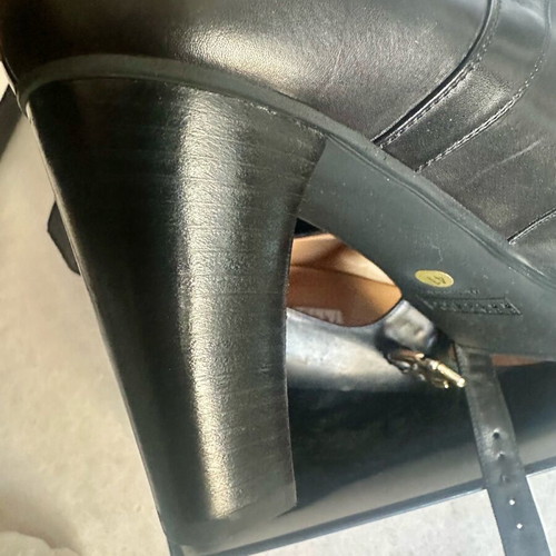 Fratelli Rossetti Mary Janes black leather pumps like new size 41