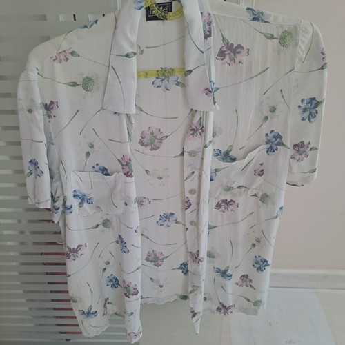 Lucille shirt medium, like new, multicolor chiffon