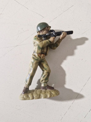 Lambropoulos Brothers soldier figure used, rare