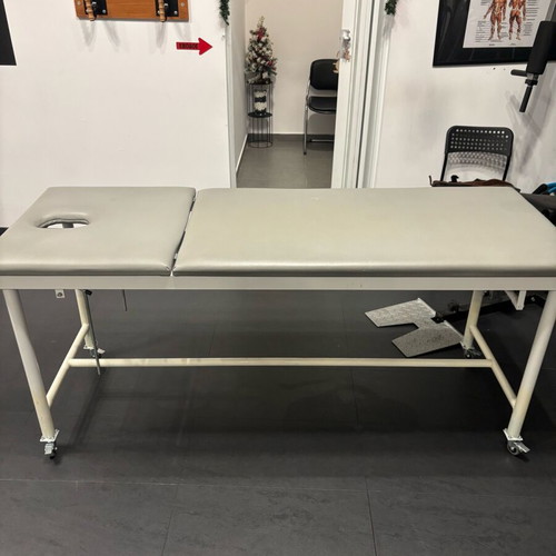 Massage beds used, pack of 3 pieces