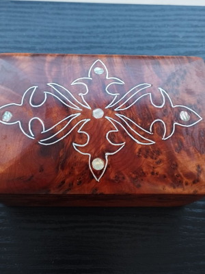 Wooden handmade decorative box like new